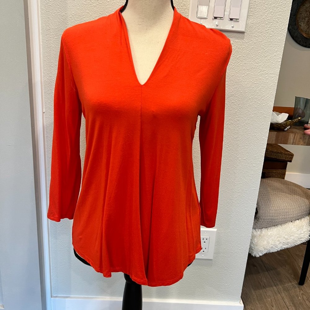 Premise Studio V Neck 3/4 Sleeve High Low Knit Top Stretch
